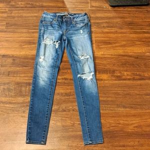 Distressed American eagle jeggings size 2